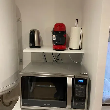 Le Bassam, Proche Aeroport Apartment Tille